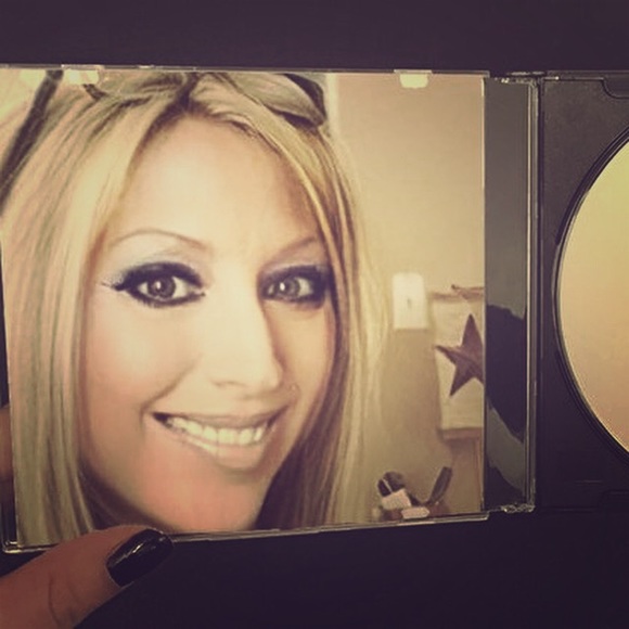 I’m back from a summer of illness!!! - Picture 1 of 3